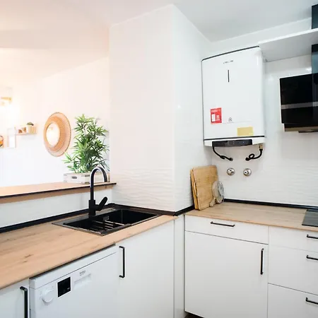 Bonito Piso A 1 Minuto De La Playa * La Antilla