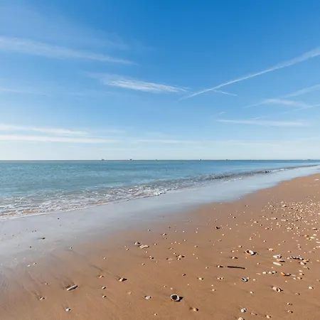 Bonito Piso A 1 Minuto De La Playa